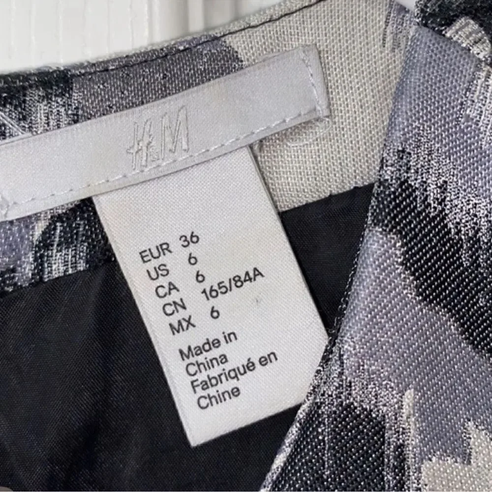 H&M Sleeveless Jacquard Weave Print Dress(Size 6)